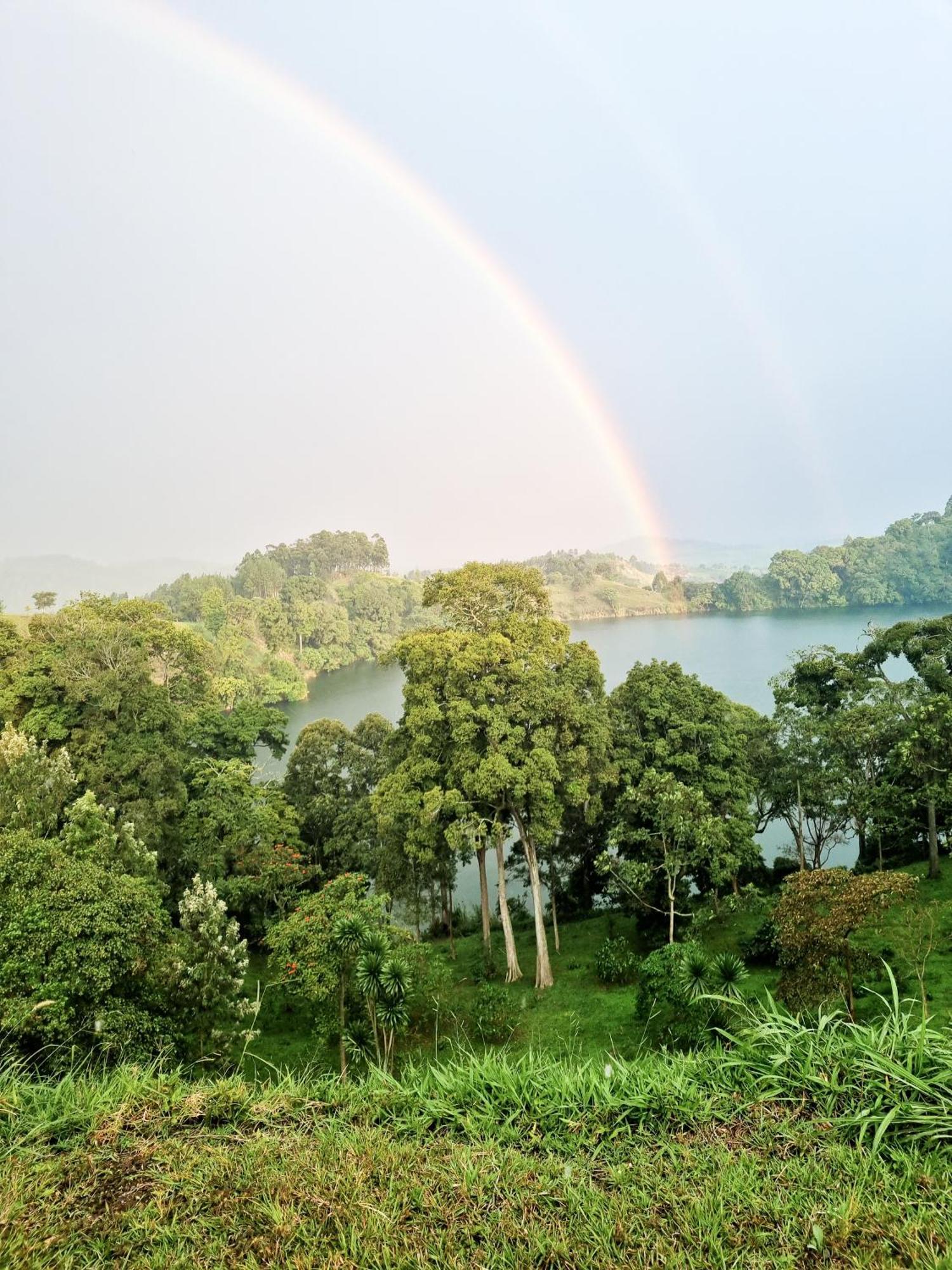 Lake Nyamirima Cottages Fort Portal Экстерьер фото