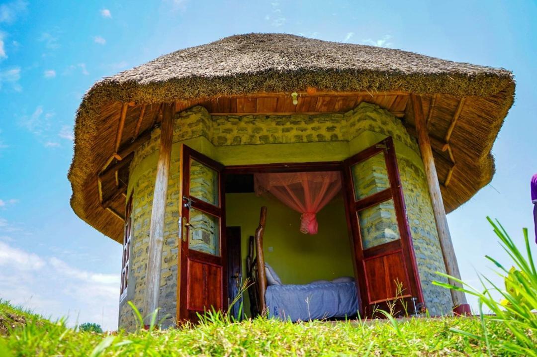 Lake Nyamirima Cottages Fort Portal Экстерьер фото