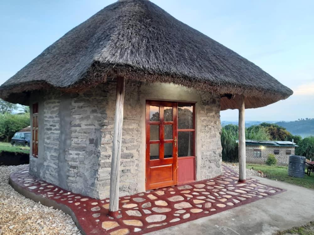 Lake Nyamirima Cottages Fort Portal Экстерьер фото
